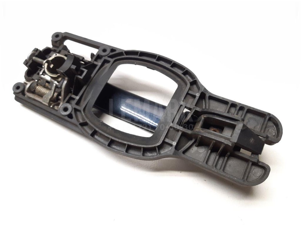 Ручка двери задней наружная правая