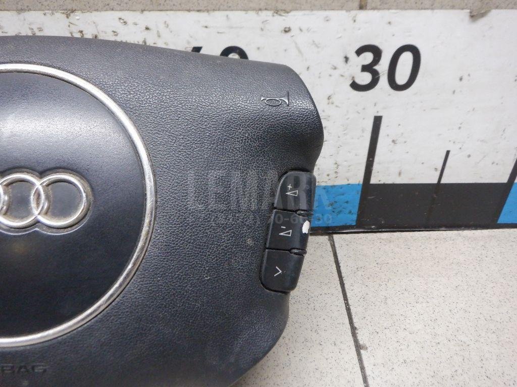 Подушка безопасности в рулевое колесо