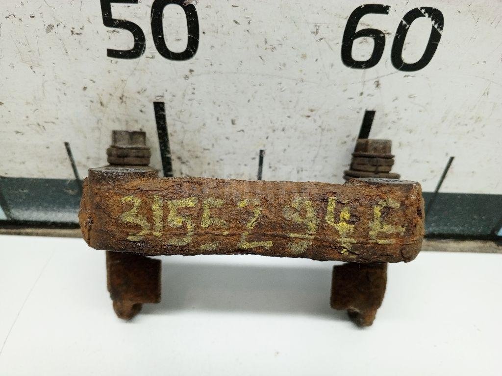 Скоба суппорта заднего правого