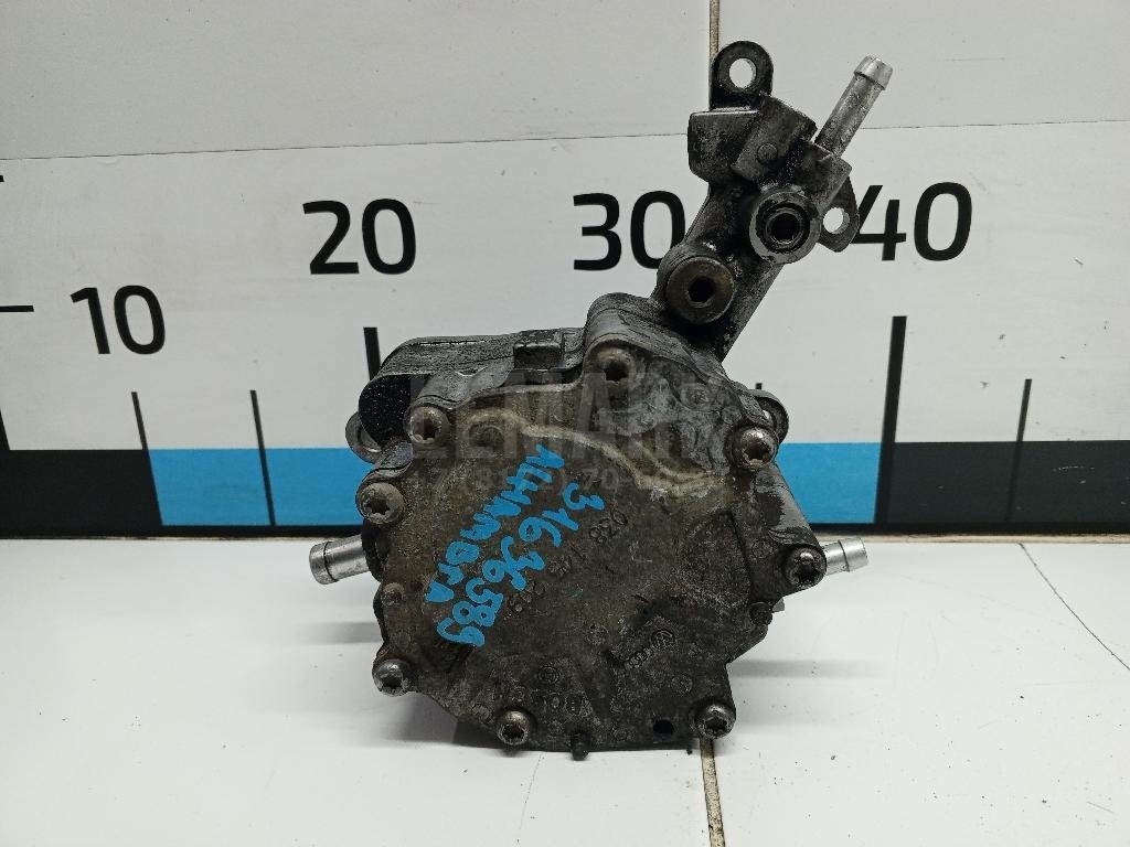 Насос вакуумный