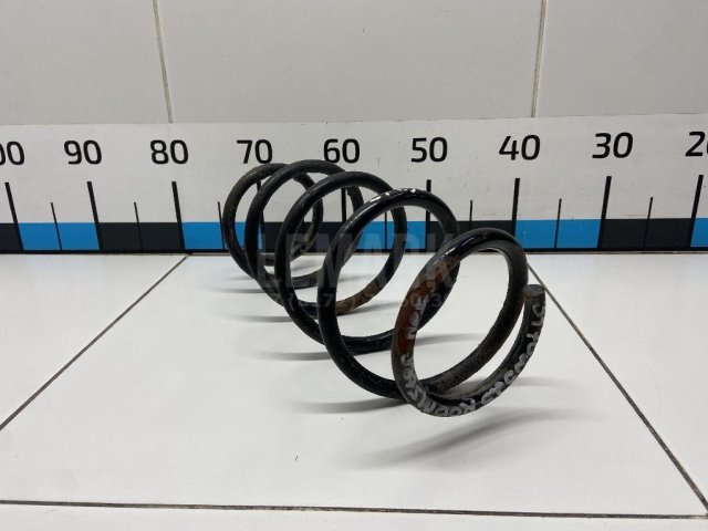 Пружина передняя