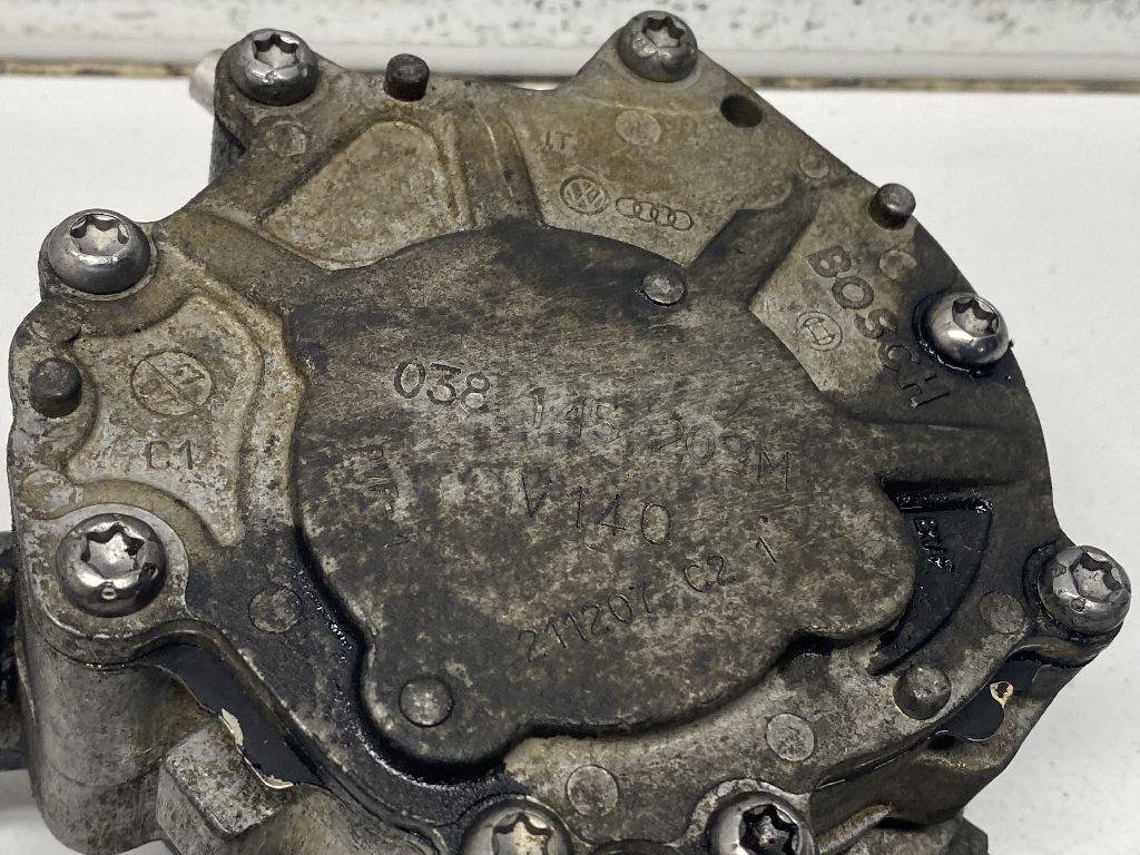 Насос вакуумный