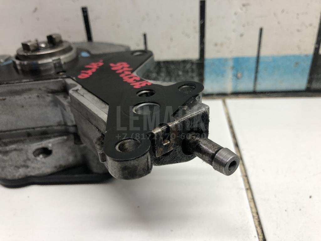 Насос вакуумный