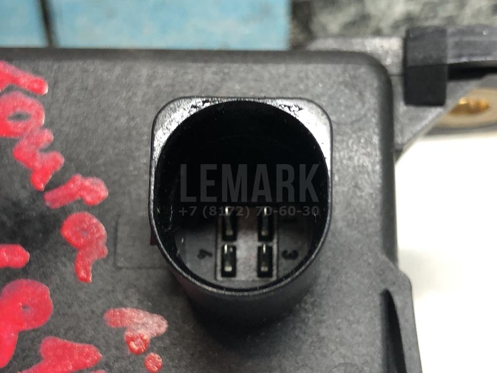 Датчик ускорения для  Audi A3 [8V] 2013-2020