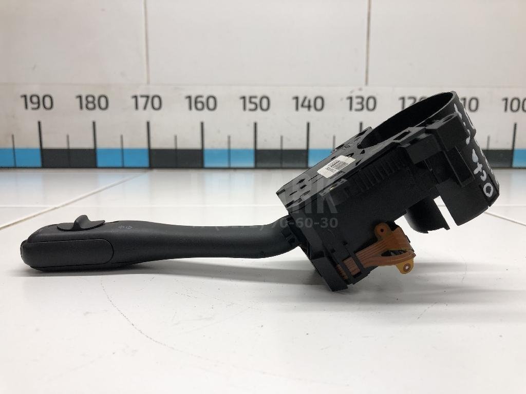 Переключатель поворотов подрулевой