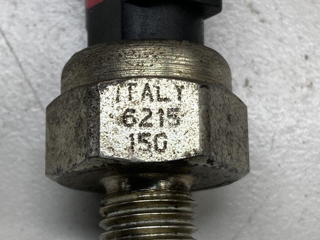 Датчик включения заднего хода