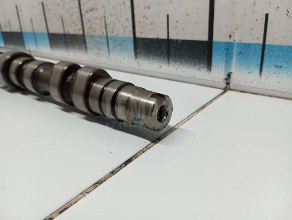 Распредвал выпускной для  Audi A3 (8Y) 2020