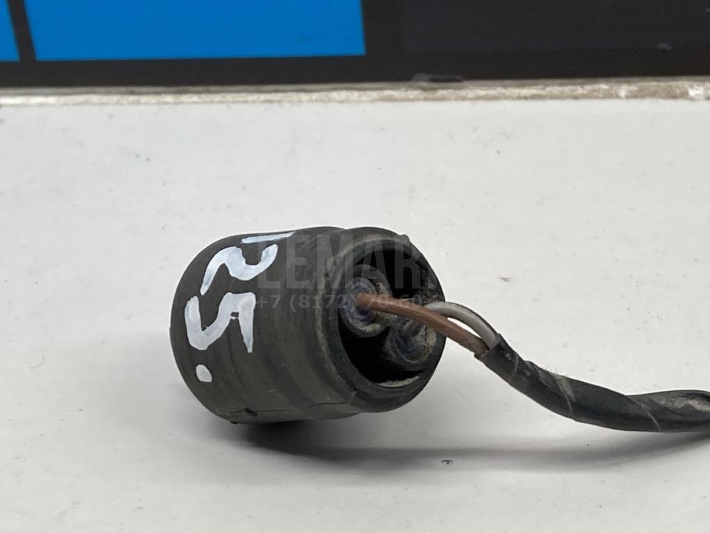 Патрон габаритного фонаря