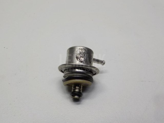 Регулятор давления топлива