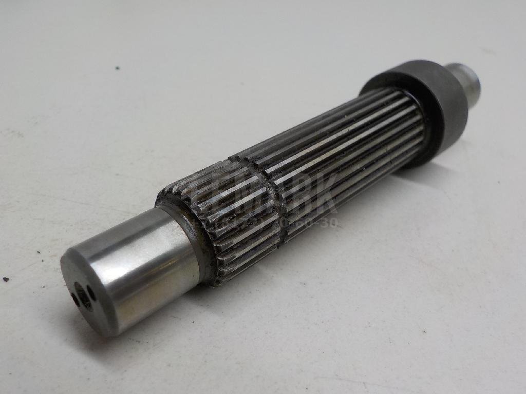 Ось шестерни задней передачи