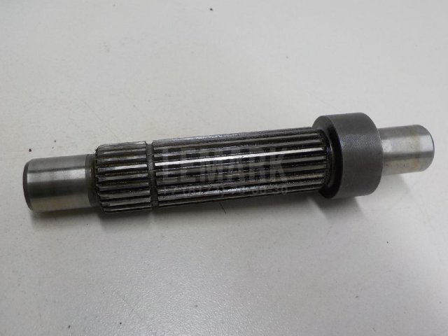 Ось шестерни задней передачи