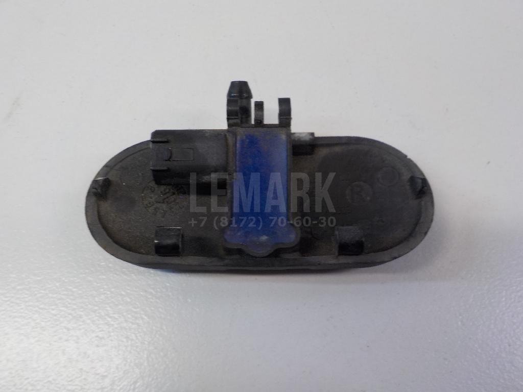 Форсунка омывателя лобового стекла