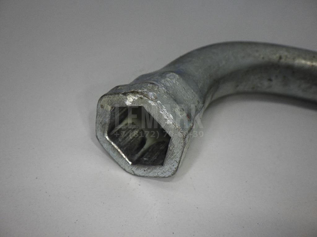 Ключ баллонный