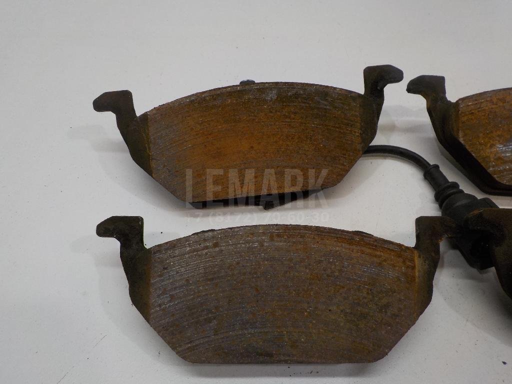 Колодки тормозные передние к-кт