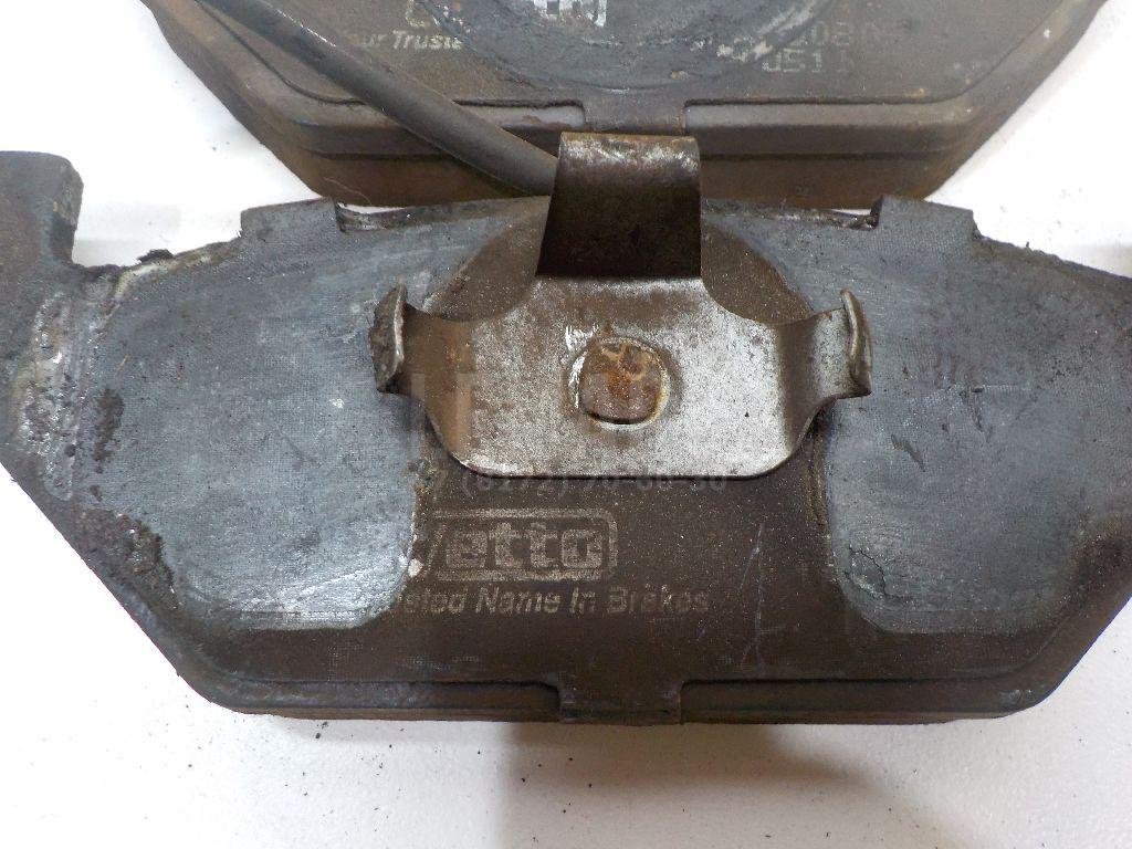 Колодки тормозные передние к-кт