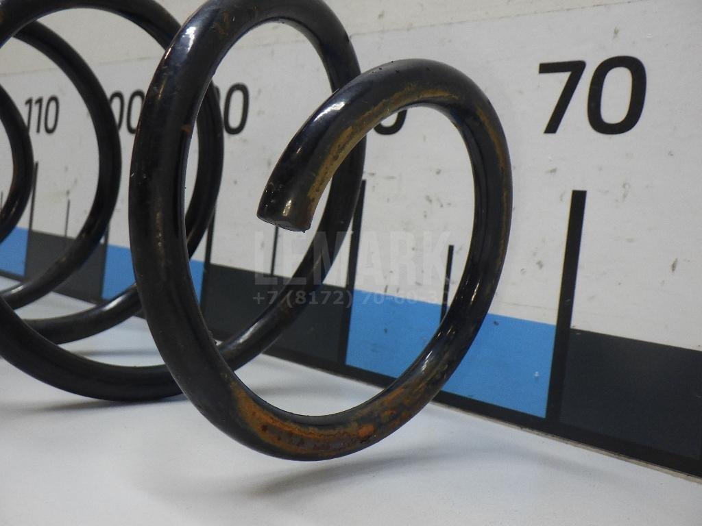 Пружина передняя