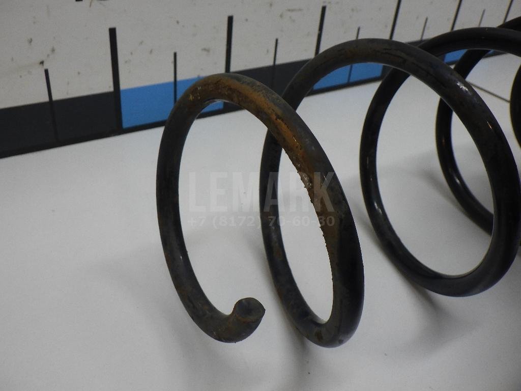 Пружина передняя