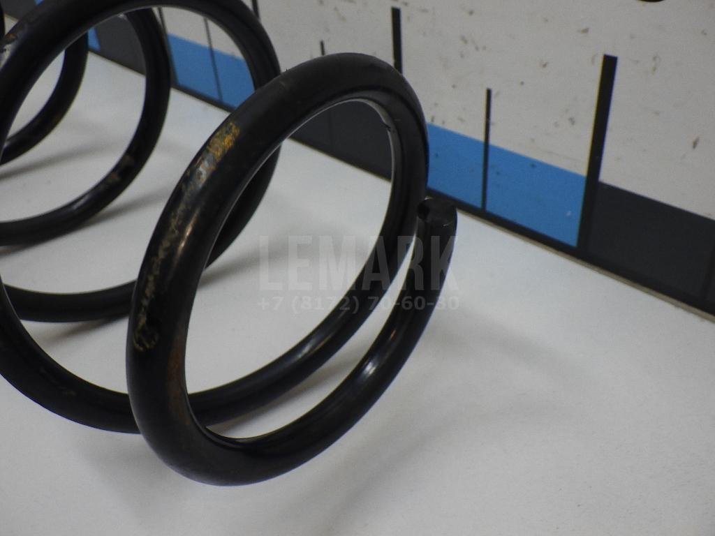 Пружина передняя