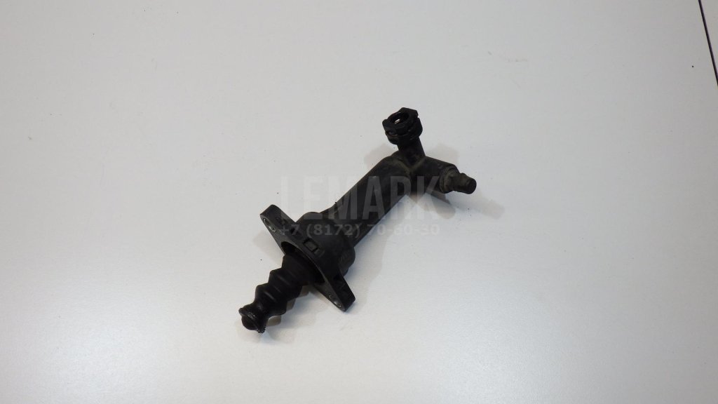 Цилиндр сцепления рабочий