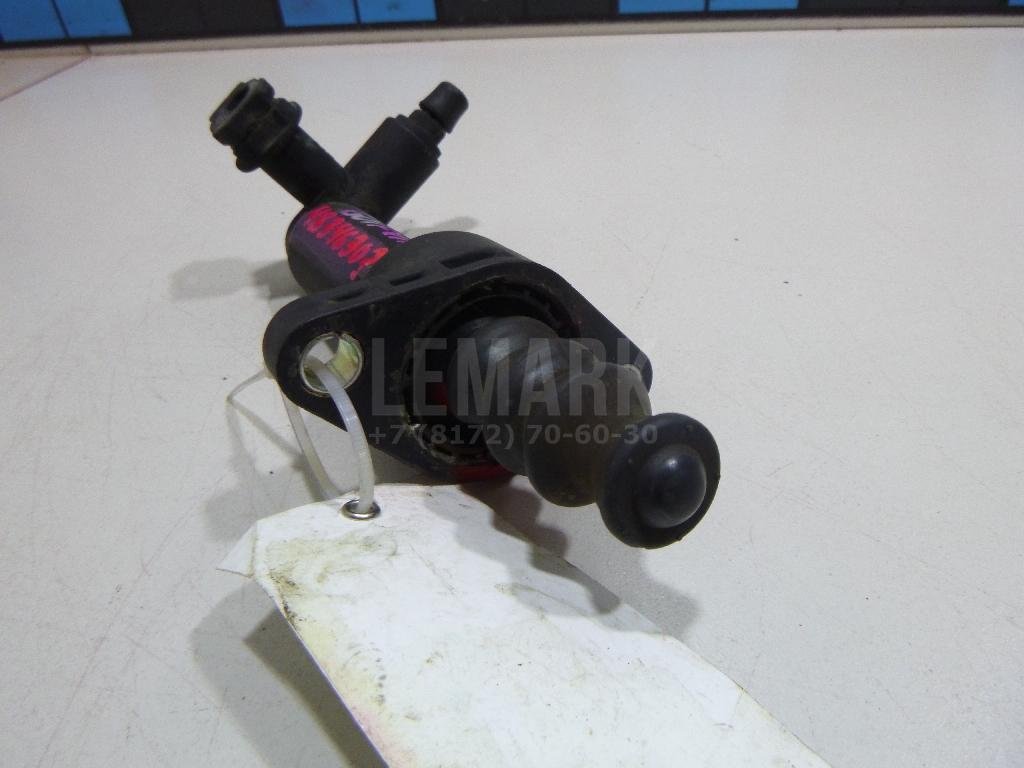 Цилиндр сцепления рабочий