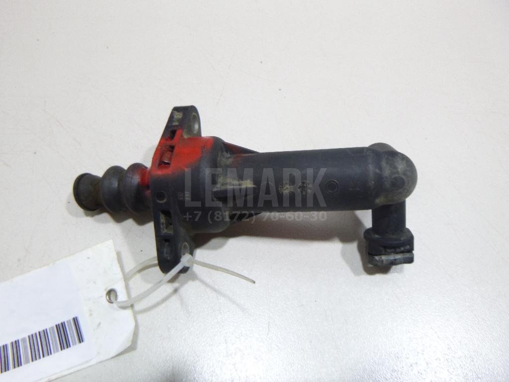 Цилиндр сцепления рабочий