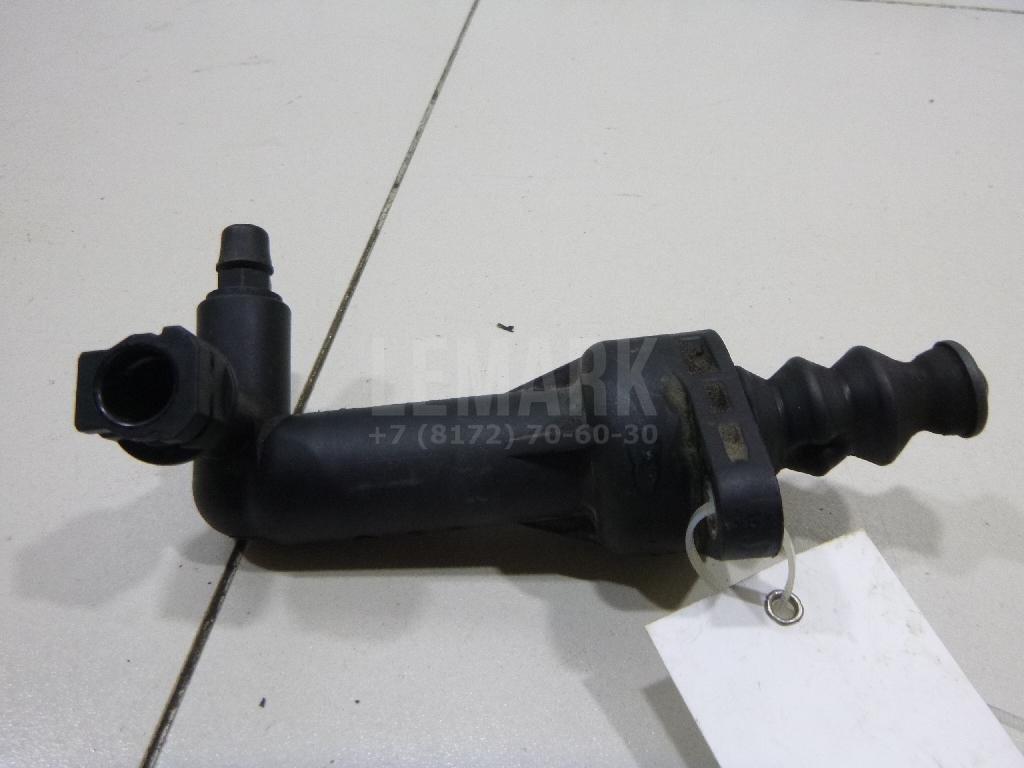 Цилиндр сцепления рабочий