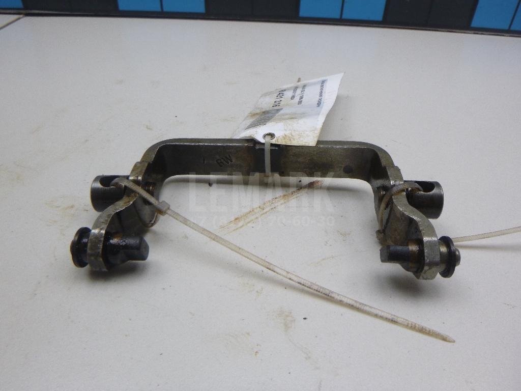 Вилка включения передачи