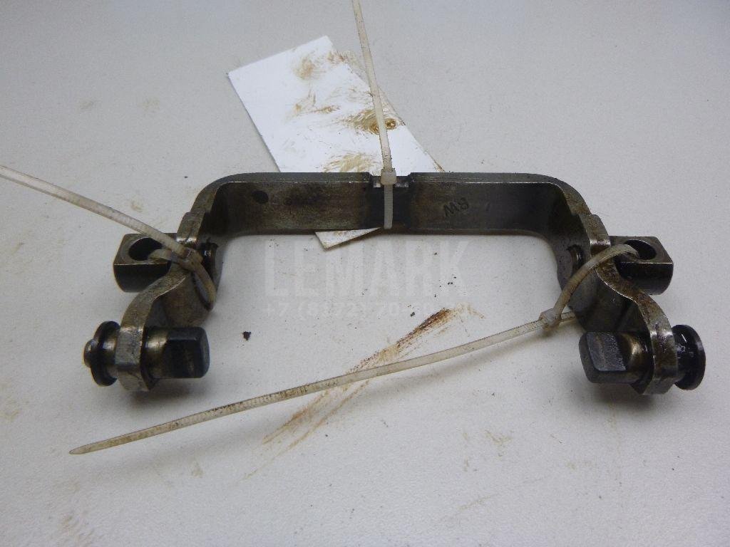 Вилка включения передачи