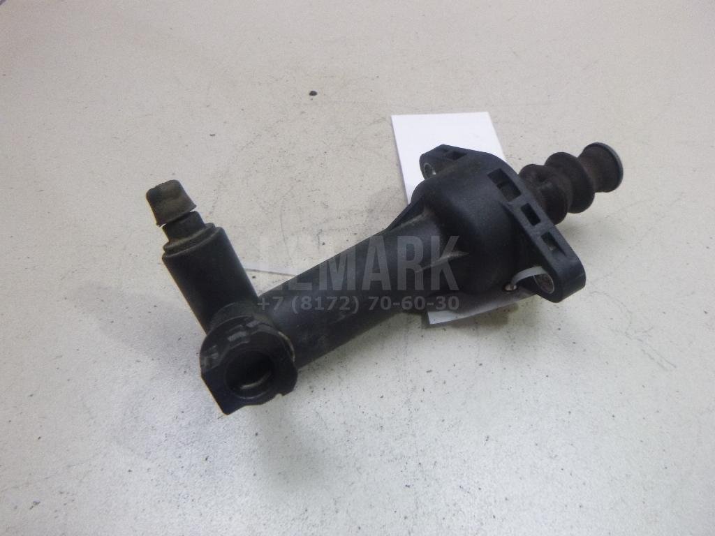 Цилиндр сцепления рабочий