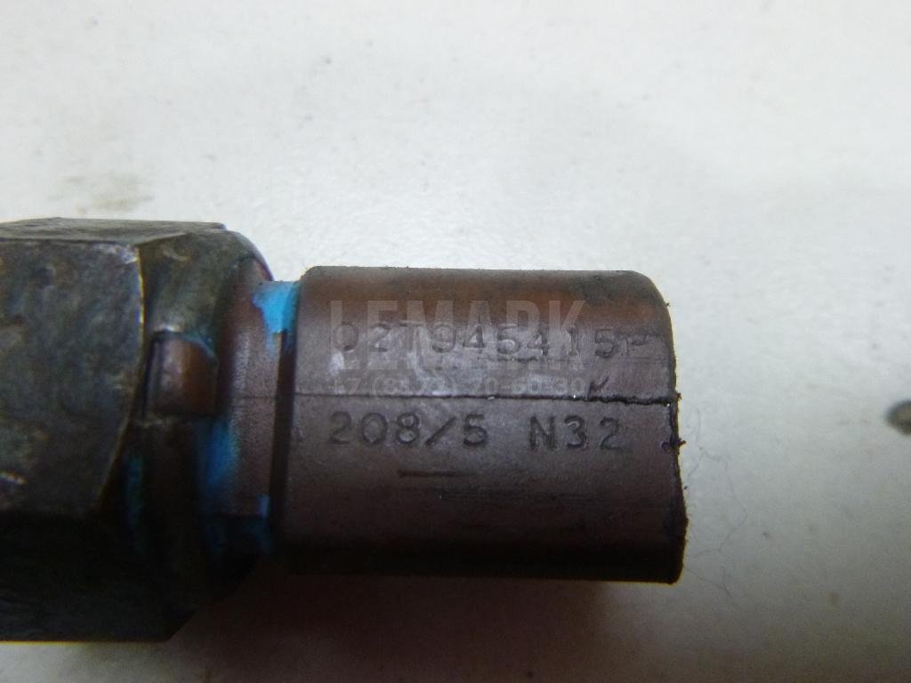 Датчик включения заднего хода