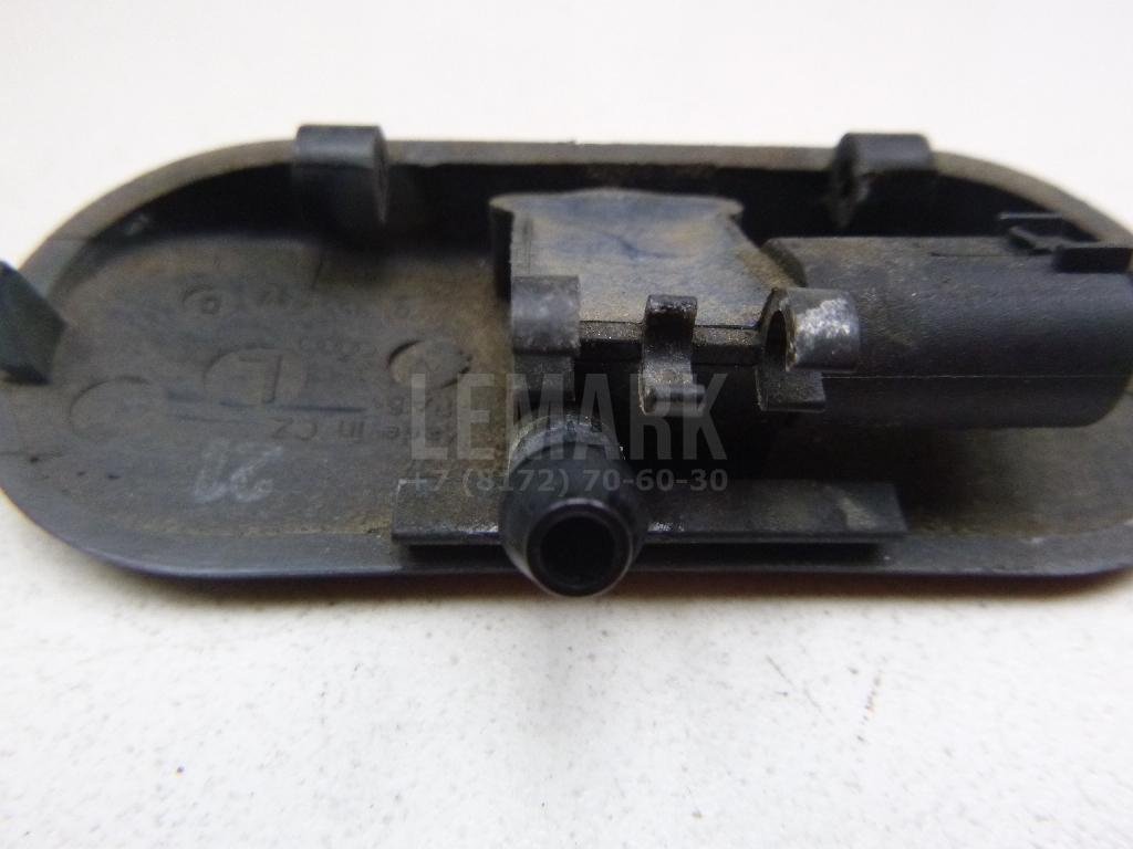 Форсунка омывателя лобового стекла