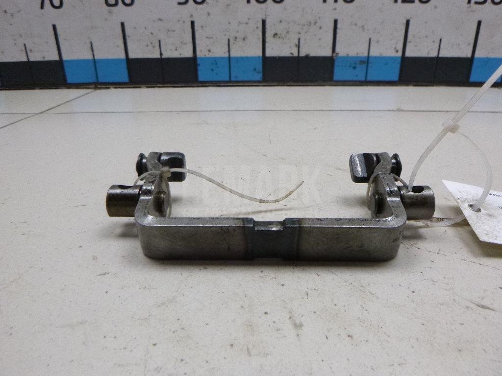 Вилка включения передачи