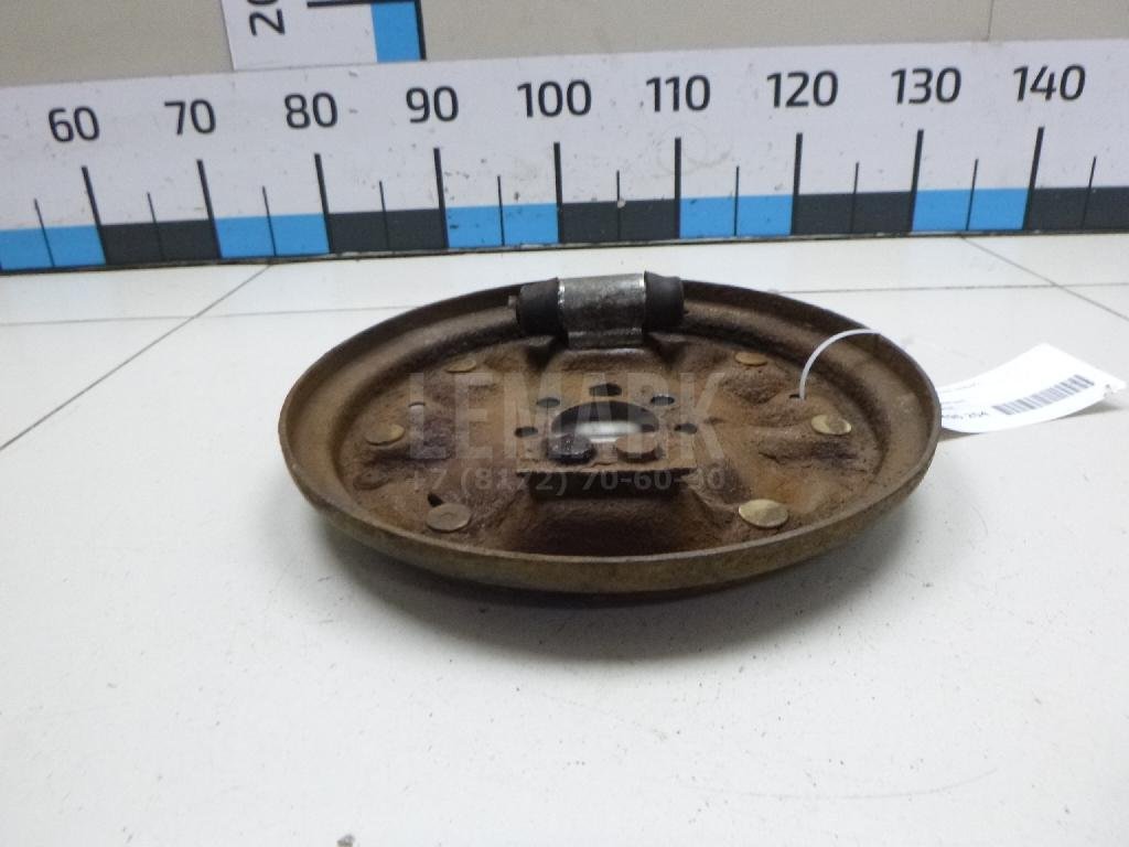 Щит опорный задний левый