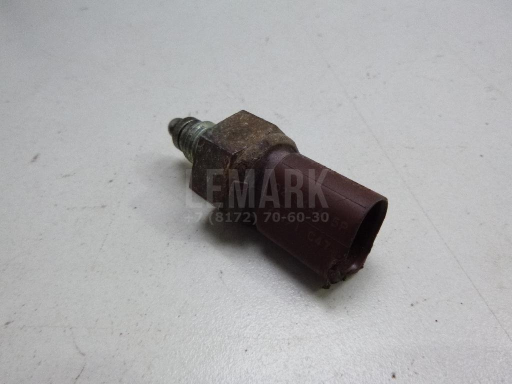 Датчик включения заднего хода