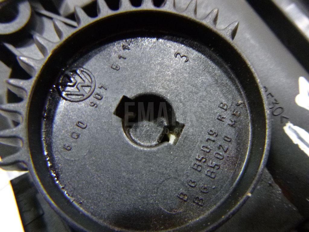 Моторчик заслонки отопителя