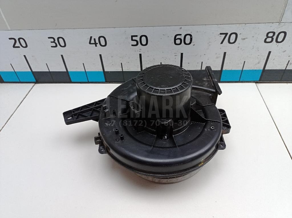 Моторчик отопителя