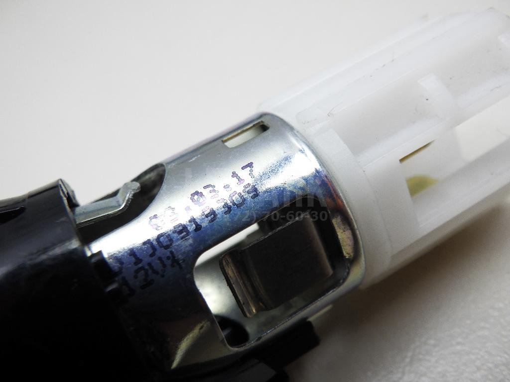 Гнездо прикуривателя