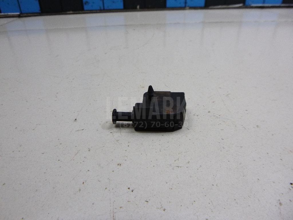 Датчик стояночного тормоза