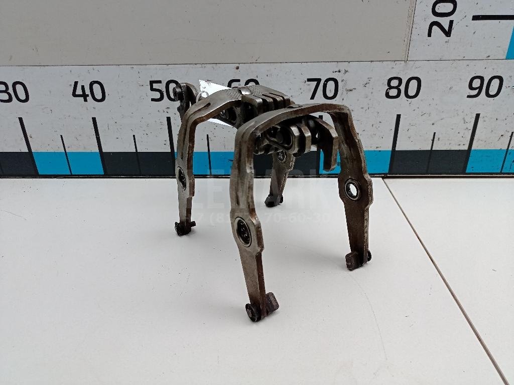 Вилка включения передачи