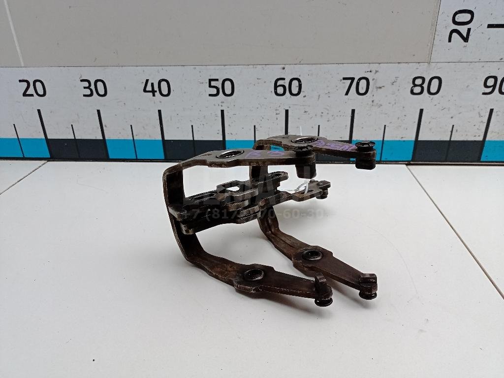 Вилка включения передачи