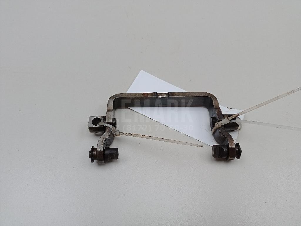 Вилка включения передачи