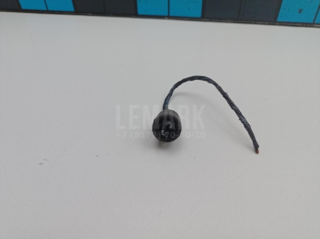 Патрон габаритного фонаря