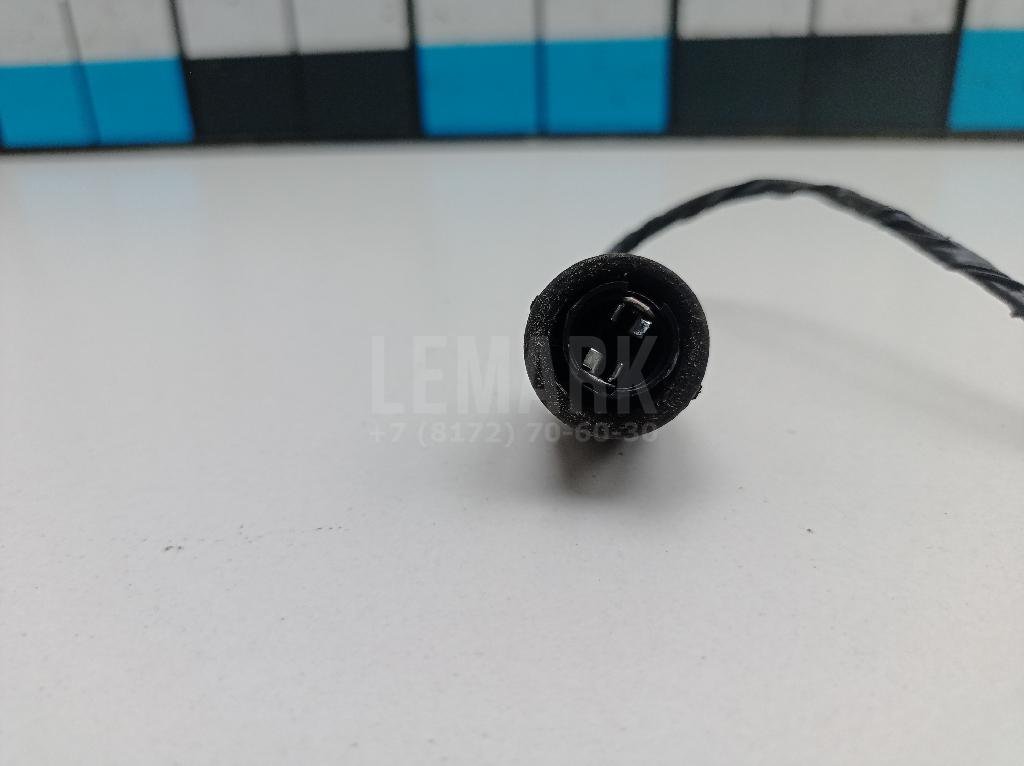 Патрон габаритного фонаря