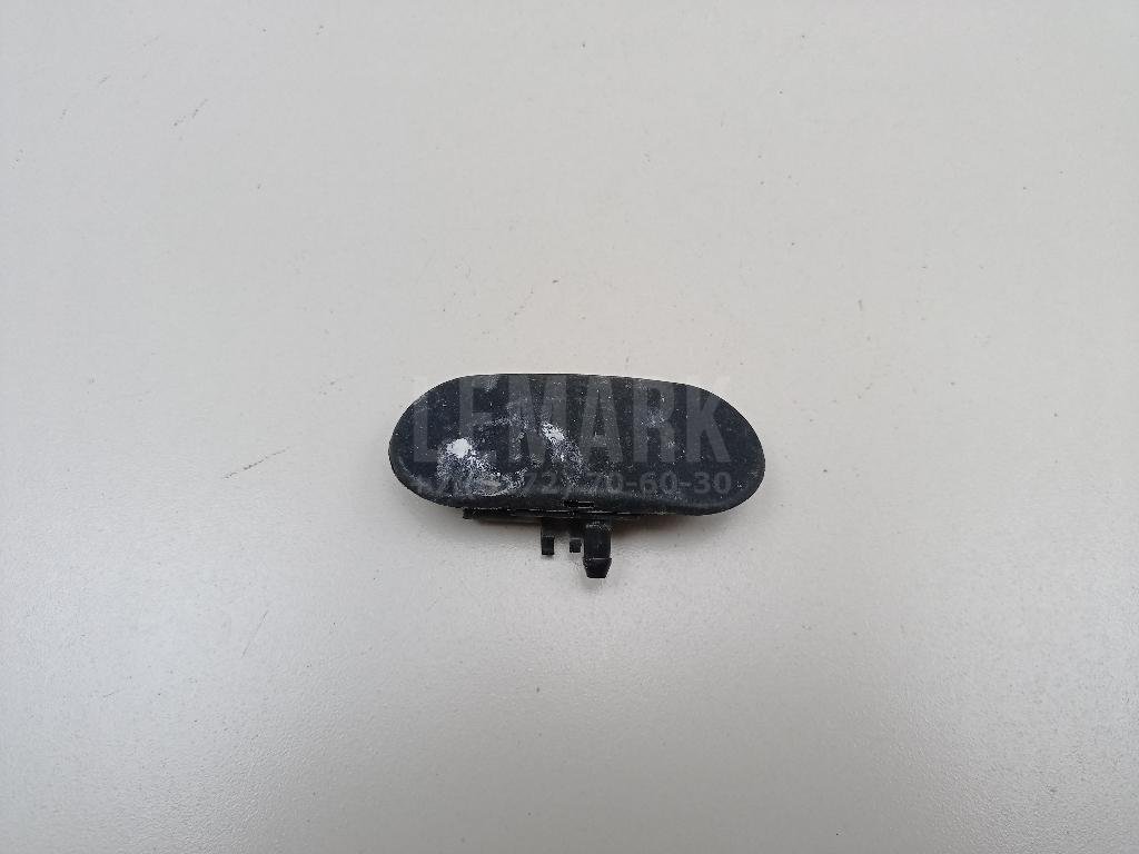 Форсунка омывателя лобового стекла