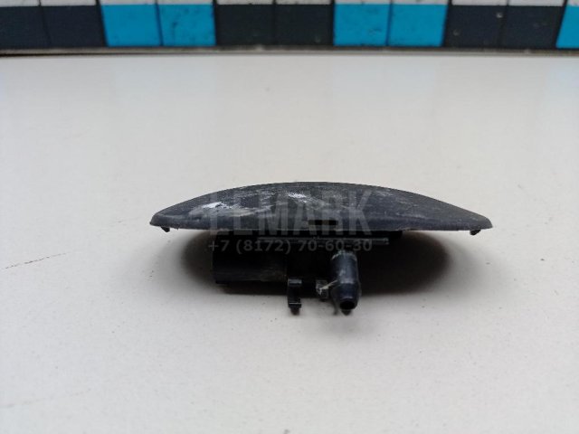 Форсунка омывателя лобового стекла