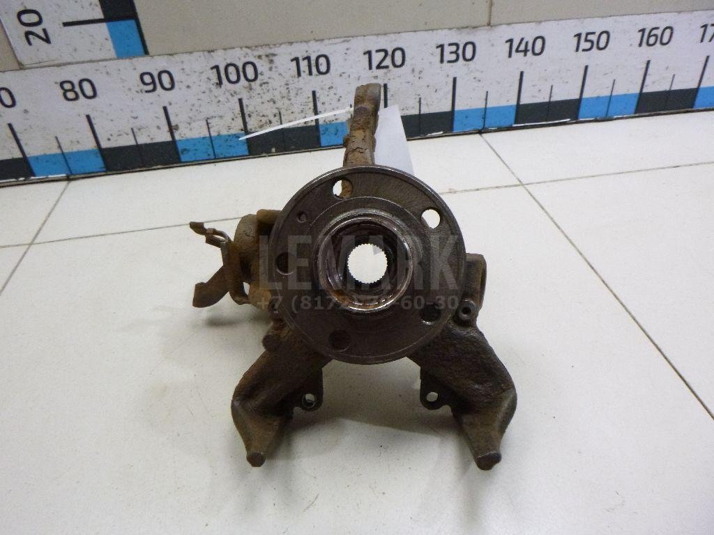 Кулак поворотный передний левый