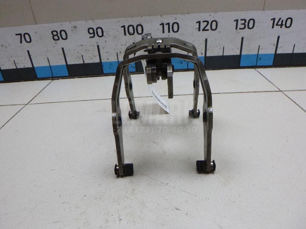 Вилка включения передачи