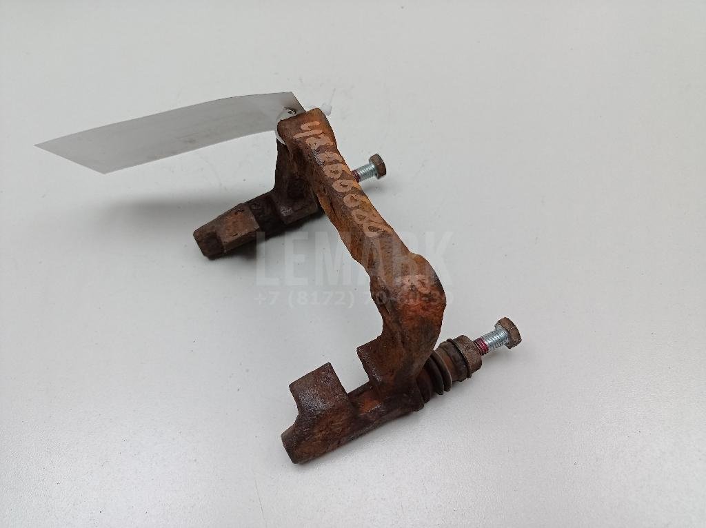 Скоба суппорта заднего правого