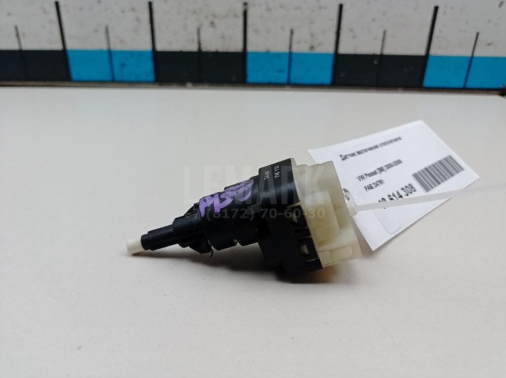 Датчик включения стопсигнала для  Audi A3 [8P1] 2003-2013