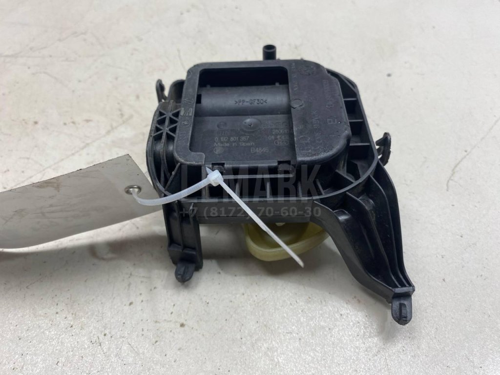 Моторчик заслонки отопителя